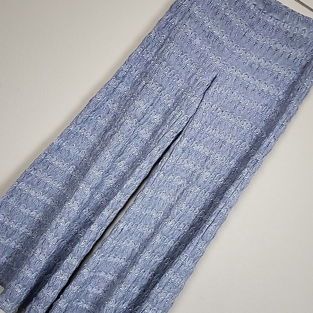 Light Gray Wide-Leg Crochet Pants - Picture 3 of 4